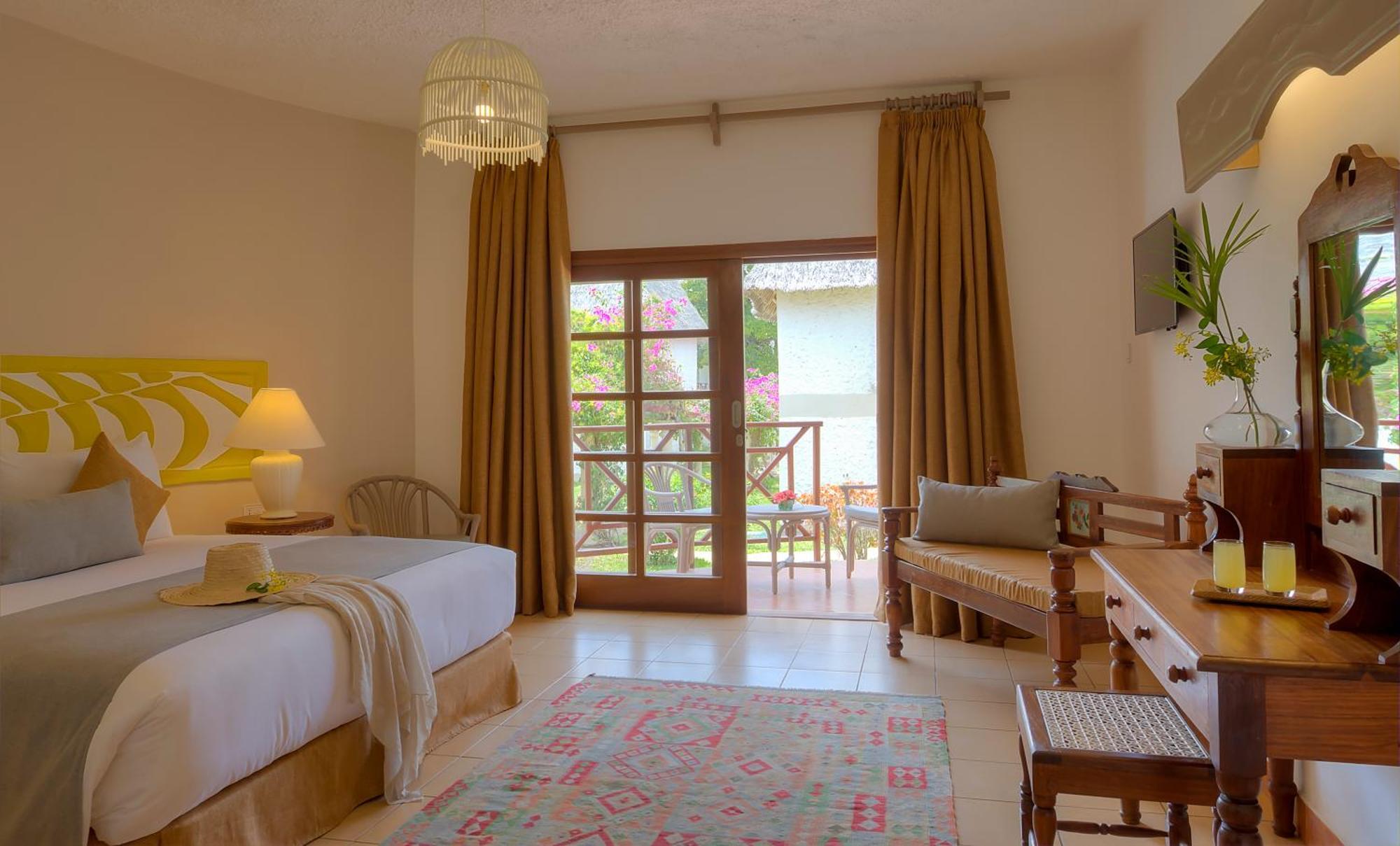 Neptune Village Beach Resort & Spa Galu Exterior foto